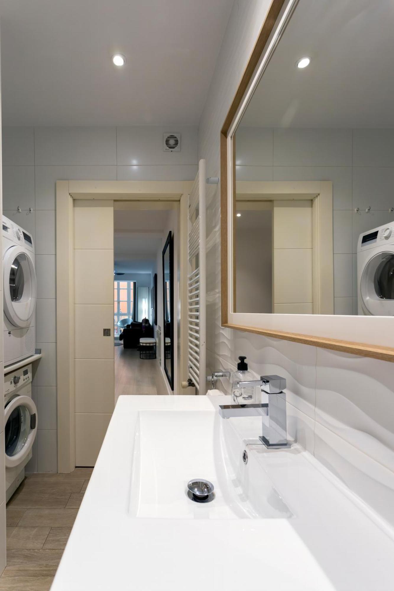 Spacio Menina By Unique Rooms Burgos Exterior photo