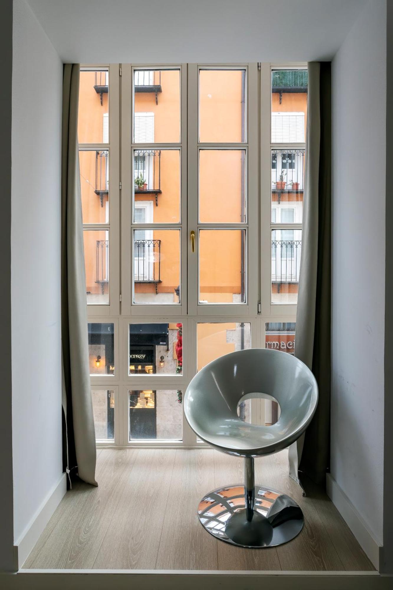 Spacio Menina By Unique Rooms Burgos Exterior photo