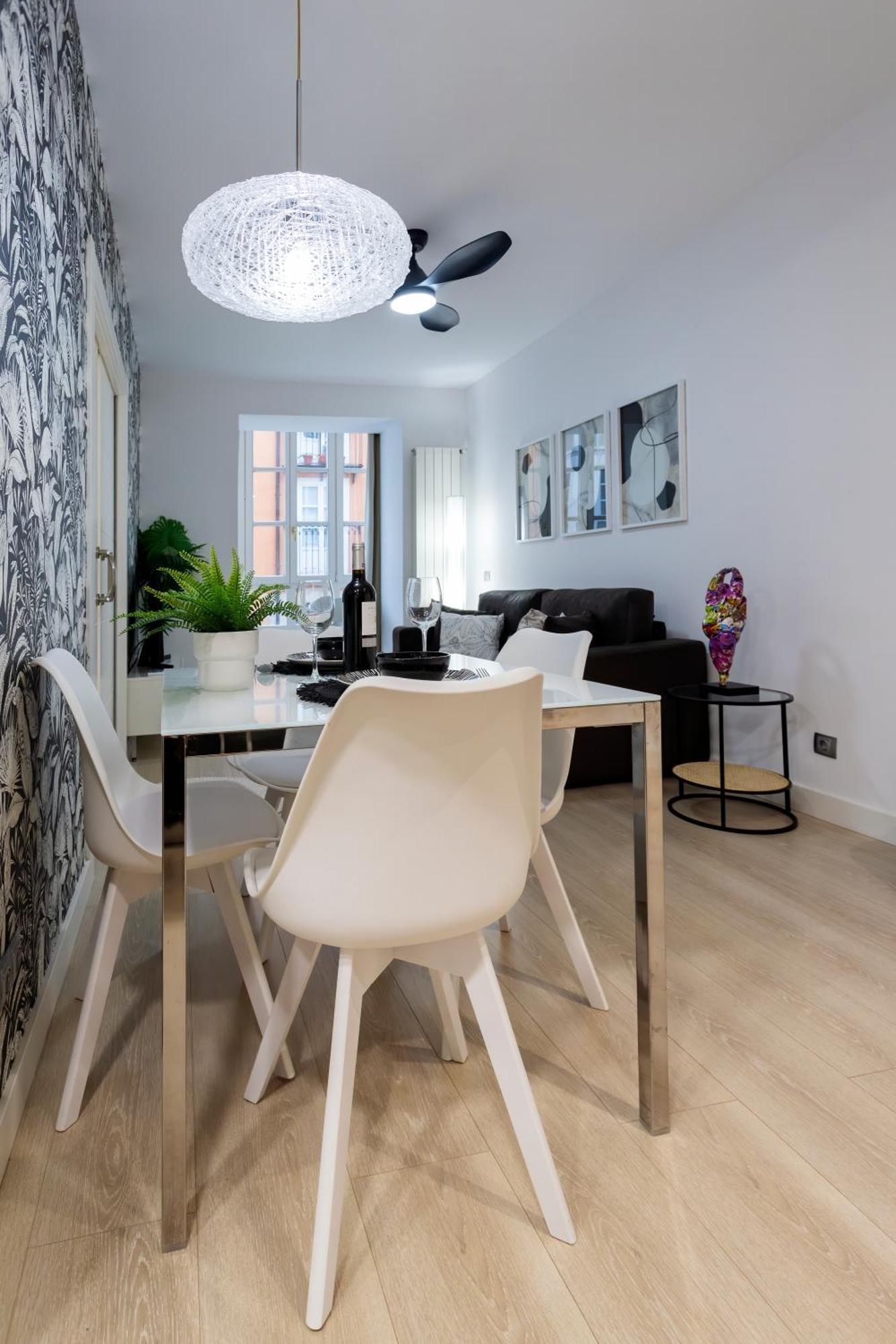 Spacio Menina By Unique Rooms Burgos Exterior photo